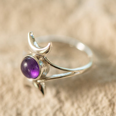 Triple Goddes Amethyst Ring