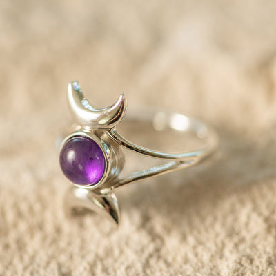 Triple Goddes Amethyst Ring