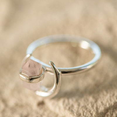 Double Point Rose Quartz Ring