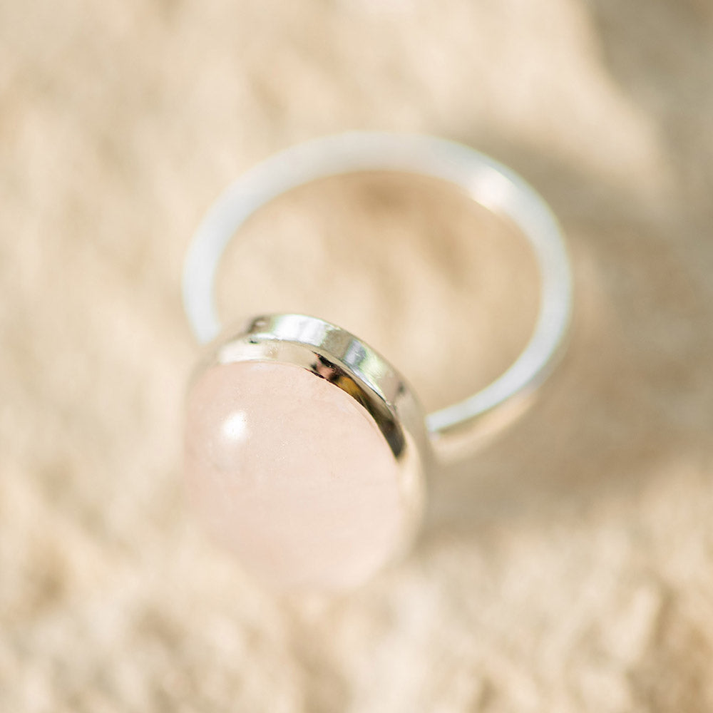 Rose Quartz Oval Ring